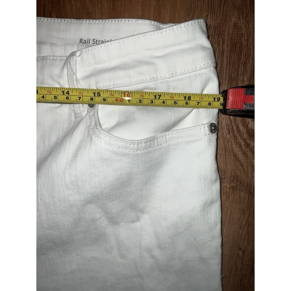 Gloria Vanderbilt Women's White Slimming Classic Rise Capri Jean Sz 16 - Picture 7 of 10